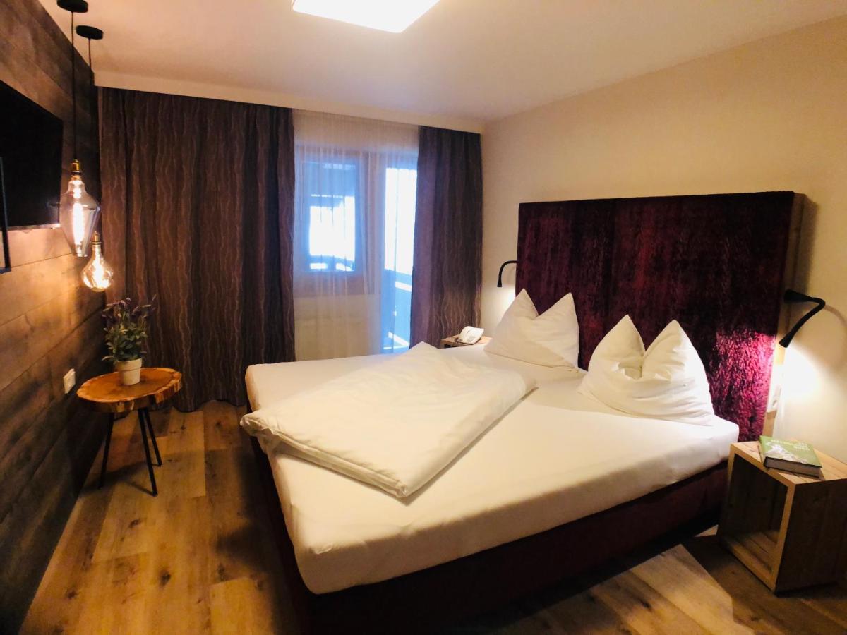 Hotel Alpenblick Saalbach-Hinterglemm Bagian luar foto