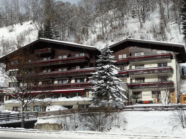 Hotel Alpenblick Saalbach-Hinterglemm Bagian luar foto